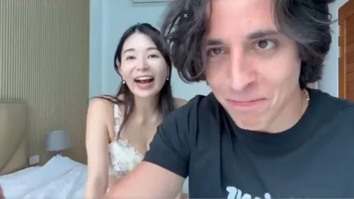 พ่อหนุ่มหล่ออิตาลี คนนี้ไล่เก็บสาวแจ่มทั่วเอเชียแล้ว จัดหนักเย็ดสาวฮ่องกงน่ารักนมบึ่มแตกในครางเสียว